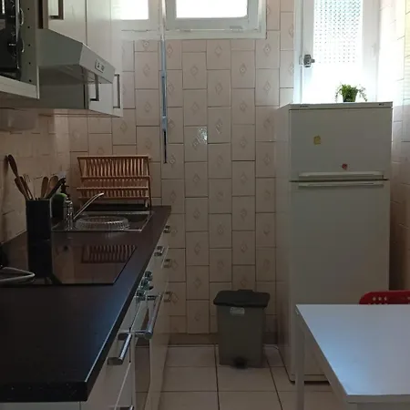 Confort Les Bains A Cote Des Thermes Апартаменты